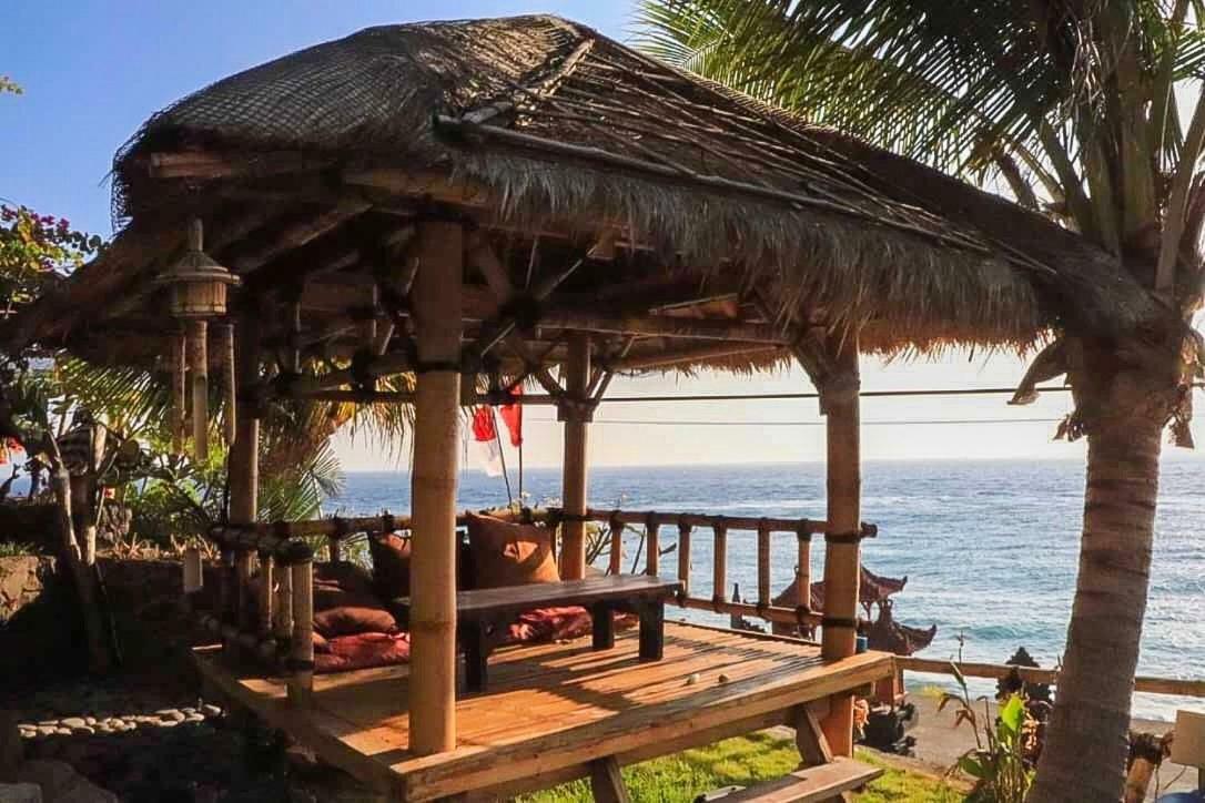 Eka Purnama Cottages Амед Екстер'єр фото