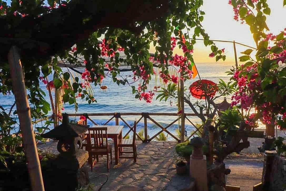 Eka Purnama Cottages Амед Екстер'єр фото